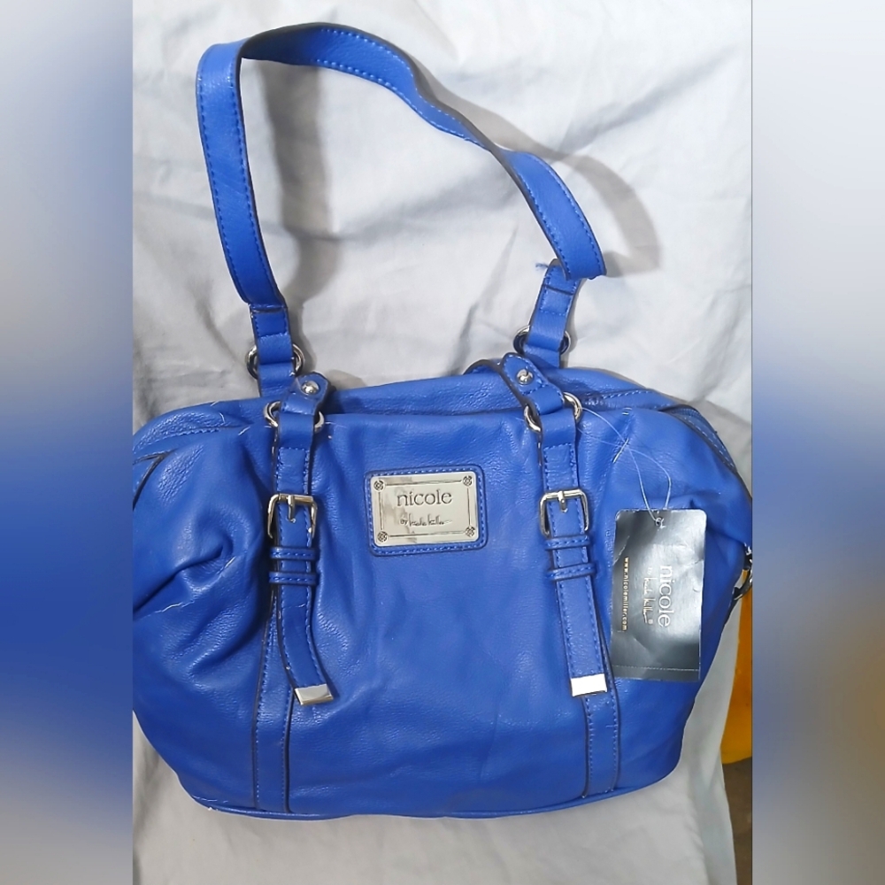 🏷3/$15 Nicole Blue Shoulder Bag